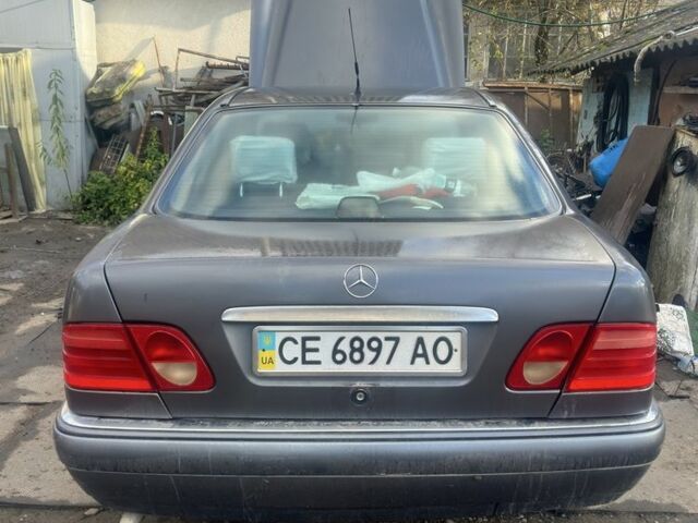 Серый Мерседес Е-Класс, объемом двигателя 2 л и пробегом 3 тыс. км за 2500 $, фото 6 на Automoto.ua