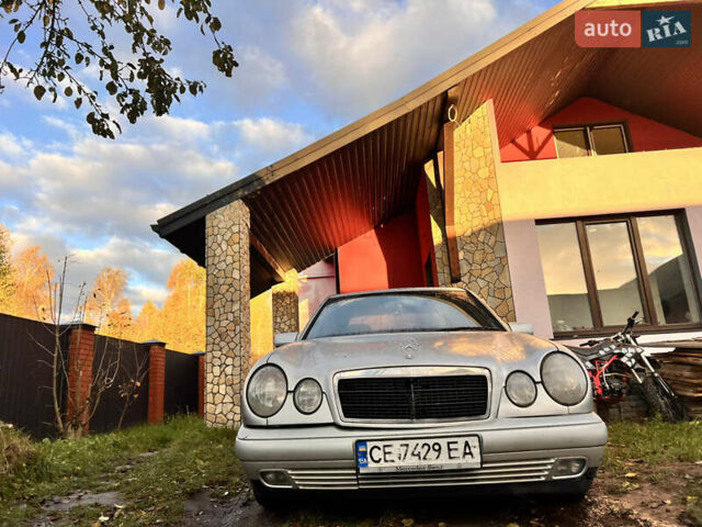 Мерседес Е-Класс 1997 в Яворове на Automoto.ua Серый Мерседес Е-Класс, объемом двигателя 2.2 л и пробегом 370 тыс. км за 2800 $, фото 2 на Automoto.ua