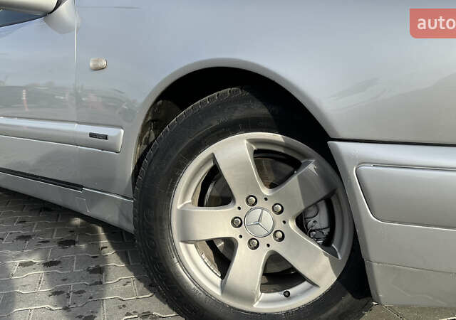 Серый Мерседес Е-Класс, объемом двигателя 2.8 л и пробегом 346 тыс. км за 4800 $, фото 11 на Automoto.ua