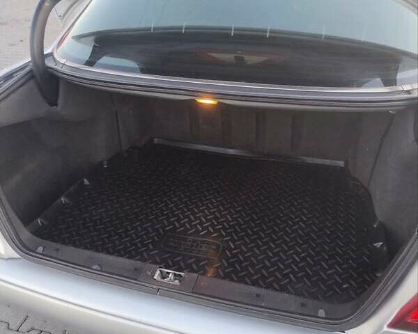 Сірий Мерседес Е-Клас, об'ємом двигуна 2.2 л та пробігом 400 тис. км за 4650 $, фото 20 на Automoto.ua