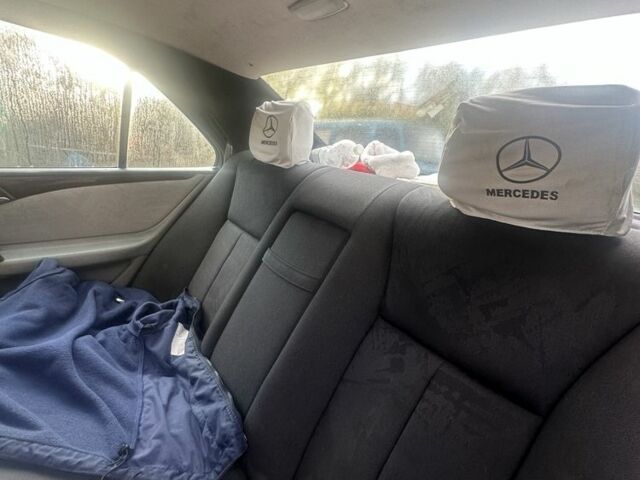 Серый Мерседес Е-Класс, объемом двигателя 2 л и пробегом 3 тыс. км за 2500 $, фото 4 на Automoto.ua