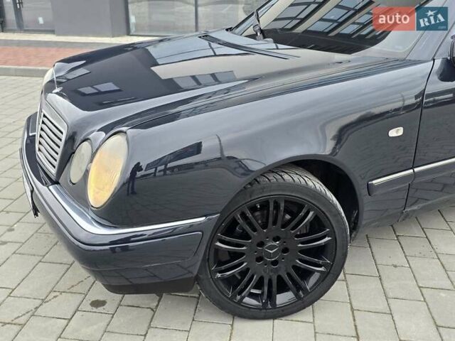 Сірий Мерседес Е-Клас, об'ємом двигуна 2 л та пробігом 245 тис. км за 3750 $, фото 10 на Automoto.ua