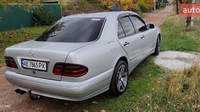 Мерседес Е-Класс 1997 в Кривом Роге на Automoto.ua Серый Мерседес Е-Класс, объемом двигателя 3 л и пробегом 247 тыс. км за 6800 $, фото 7 на Automoto.ua