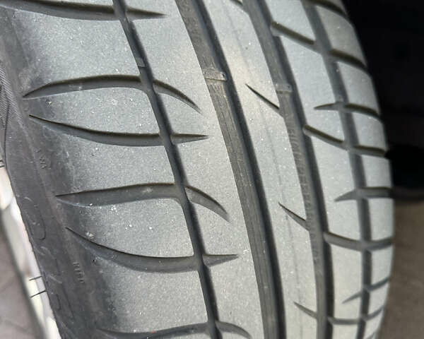 Серый Мерседес Е-Класс, объемом двигателя 2.87 л и пробегом 490 тыс. км за 4000 $, фото 4 на Automoto.ua