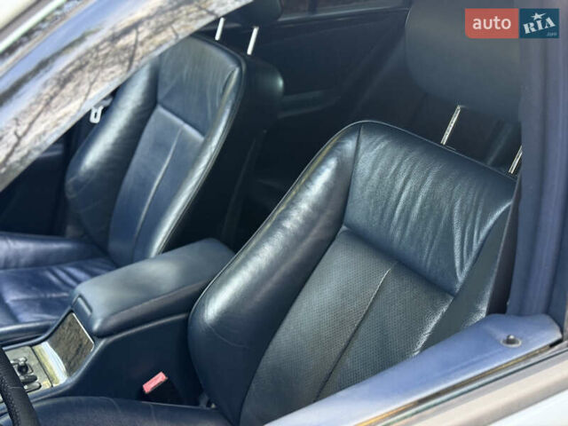 Сірий Мерседес Е-Клас, об'ємом двигуна 3.2 л та пробігом 353 тис. км за 6000 $, фото 51 на Automoto.ua