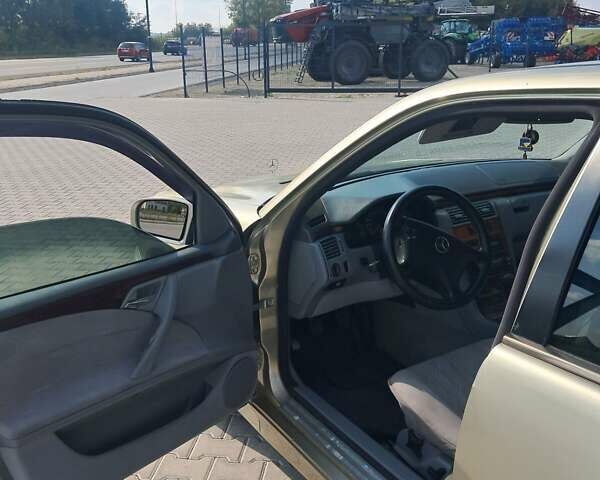 Сірий Мерседес Е-Клас, об'ємом двигуна 2.4 л та пробігом 327 тис. км за 2900 $, фото 2 на Automoto.ua