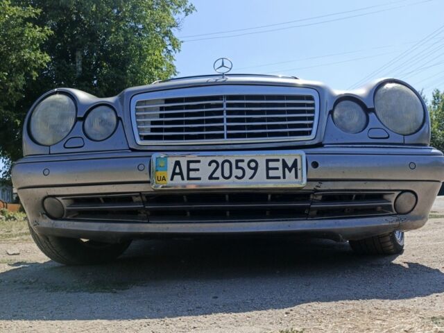 Сірий Мерседес Е-Клас, об'ємом двигуна 2.8 л та пробігом 520 тис. км за 2600 $, фото 2 на Automoto.ua