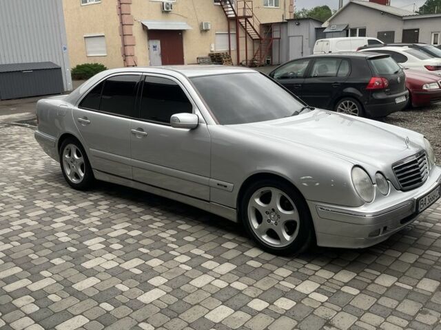 Мерседес Е-Класс 1998 в Киеве на Automoto.ua Серый Мерседес Е-Класс, объемом двигателя 3 л и пробегом 227 тыс. км за 4900 $, фото 2 на Automoto.ua