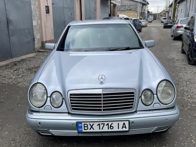 Мерседес Е-Класс 1998 в Виннице на Automoto.ua Серый Мерседес Е-Класс, объемом двигателя 3.2 л и пробегом 275 тыс. км за 2999 $, фото 6 на Automoto.ua