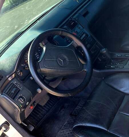 Сірий Мерседес Е-Клас, об'ємом двигуна 2.8 л та пробігом 350 тис. км за 2499 $, фото 8 на Automoto.ua