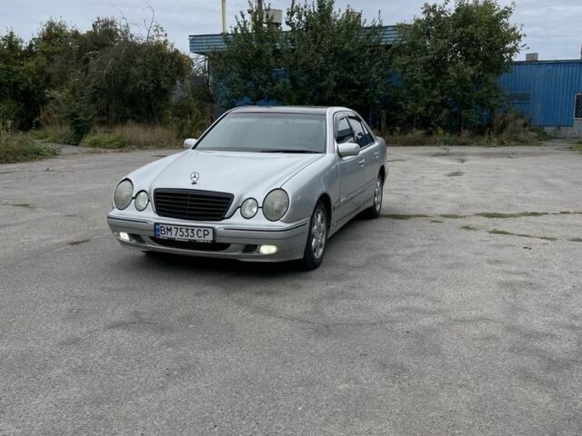 Серый Мерседес Е-Класс, объемом двигателя 2.8 л и пробегом 325 тыс. км за 4000 $, фото 1 на Automoto.ua