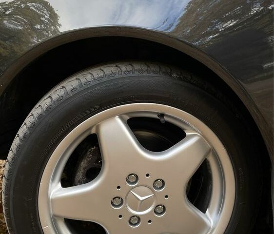 Мерседес Е-Клас 1999 у Львові на Automoto.ua Сірий Мерседес Е-Клас, об'ємом двигуна 2.2 л та пробігом 311 тис. км за 3850 $, фото 4 на Automoto.ua