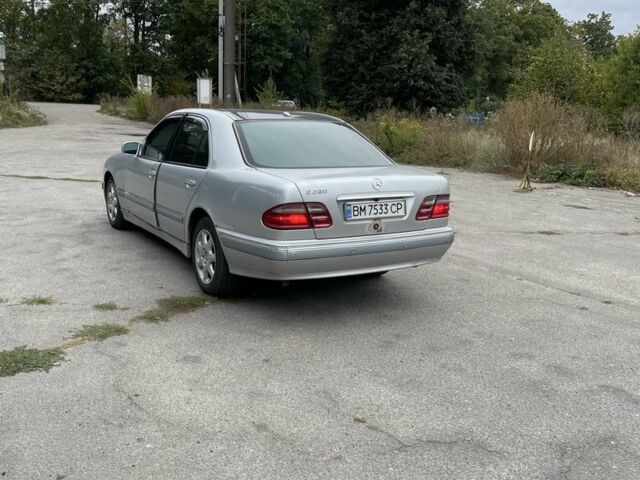Серый Мерседес Е-Класс, объемом двигателя 2.8 л и пробегом 325 тыс. км за 4000 $, фото 3 на Automoto.ua
