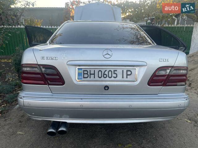 Мерседес Е-Класс 1999 в Одессе на Automoto.ua Серый Мерседес Е-Класс, объемом двигателя 3.2 л и пробегом 430 тыс. км за 3200 $, фото 1 на Automoto.ua