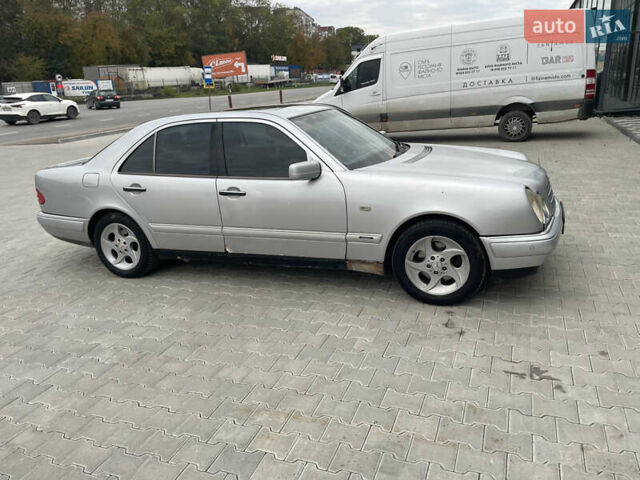Мерседес Е-Класс 1999 в Тернополе на Automoto.ua Серый Мерседес Е-Класс, объемом двигателя 2.8 л и пробегом 290 тыс. км за 2900 $, фото 1 на Automoto.ua