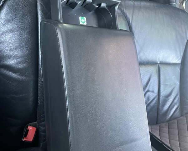 Мерседес Е-Класс 1999 в Одессе на Automoto.ua Серый Мерседес Е-Класс, объемом двигателя 3.2 л и пробегом 430 тыс. км за 3200 $, фото 13 на Automoto.ua