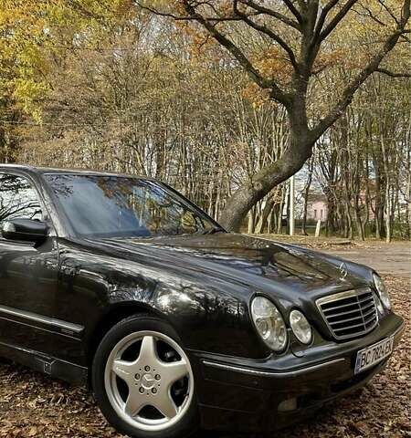 Мерседес Е-Клас 1999 у Львові на Automoto.ua Сірий Мерседес Е-Клас, об'ємом двигуна 2.2 л та пробігом 311 тис. км за 3850 $, фото 7 на Automoto.ua