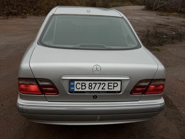 Сірий Мерседес Е-Клас, об'ємом двигуна 2.7 л та пробігом 280 тис. км за 5999 $, фото 3 на Automoto.ua