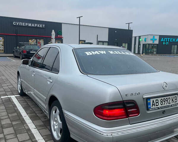 Сірий Мерседес Е-Клас, об'ємом двигуна 3.2 л та пробігом 350 тис. км за 5500 $, фото 5 на Automoto.ua