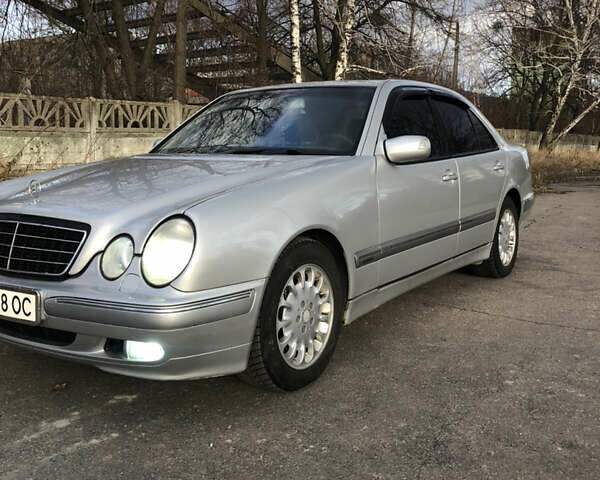 Сірий Мерседес Е-Клас, об'ємом двигуна 3.2 л та пробігом 341 тис. км за 4000 $, фото 8 на Automoto.ua