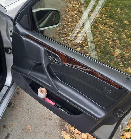 Сірий Мерседес Е-Клас, об'ємом двигуна 2.4 л та пробігом 400 тис. км за 3000 $, фото 4 на Automoto.ua