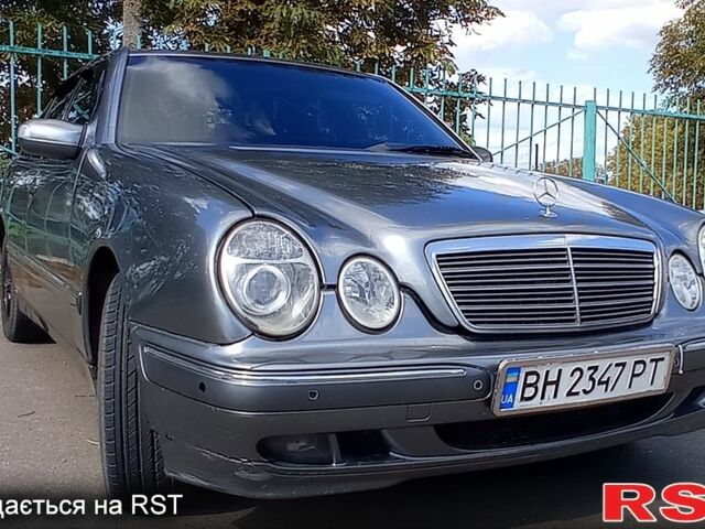 Серый Мерседес Е-Класс, объемом двигателя 2.8 л и пробегом 570 тыс. км за 3800 $, фото 5 на Automoto.ua