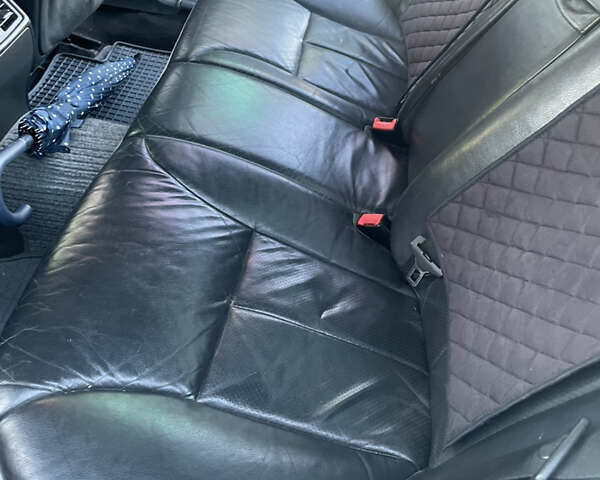 Мерседес Е-Класс 1999 в Одессе на Automoto.ua Серый Мерседес Е-Класс, объемом двигателя 3.2 л и пробегом 430 тыс. км за 3200 $, фото 10 на Automoto.ua