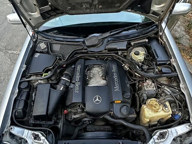 Серый Мерседес Е-Класс, объемом двигателя 2.8 л и пробегом 340 тыс. км за 5000 $, фото 8 на Automoto.ua