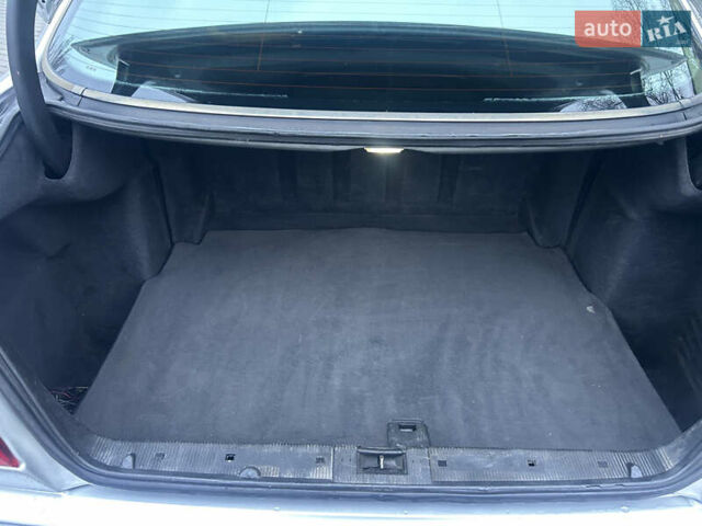 Серый Мерседес Е-Класс, объемом двигателя 2.69 л и пробегом 338 тыс. км за 4400 $, фото 10 на Automoto.ua