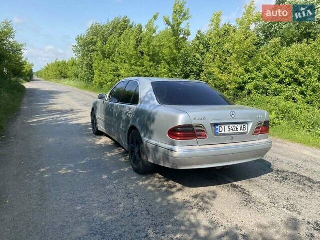 Серый Мерседес Е-Класс, объемом двигателя 2.2 л и пробегом 406 тыс. км за 5500 $, фото 2 на Automoto.ua