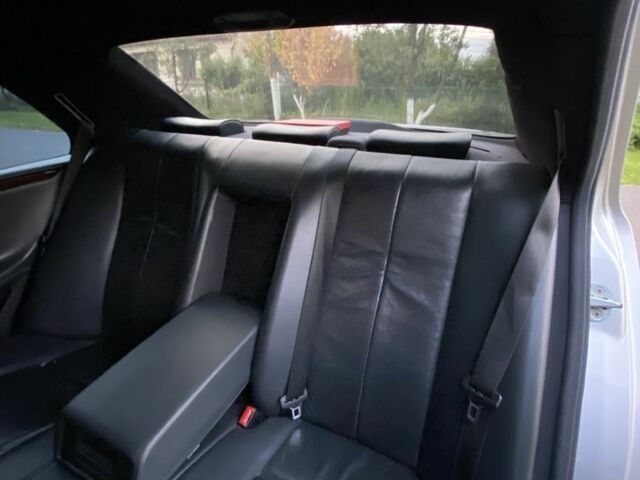 Серый Мерседес Е-Класс, объемом двигателя 2.7 л и пробегом 500 тыс. км за 4150 $, фото 16 на Automoto.ua