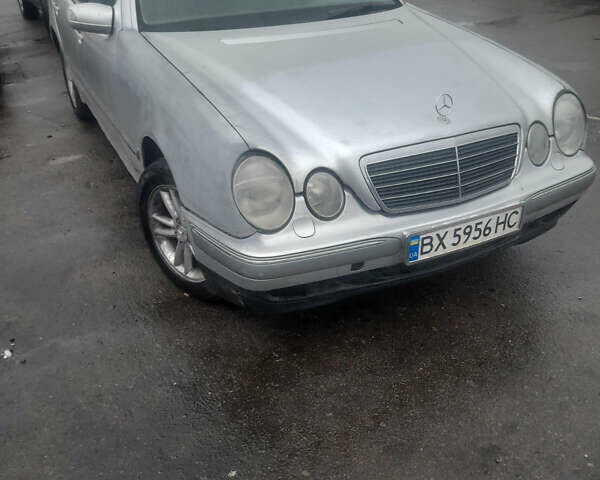 Сірий Мерседес Е-Клас, об'ємом двигуна 2.4 л та пробігом 338 тис. км за 2299 $, фото 8 на Automoto.ua