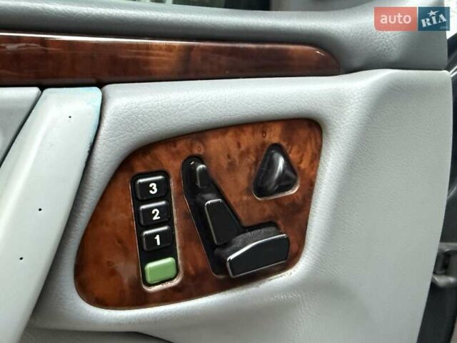 Сірий Мерседес Е-Клас, об'ємом двигуна 2.2 л та пробігом 340 тис. км за 3850 $, фото 36 на Automoto.ua