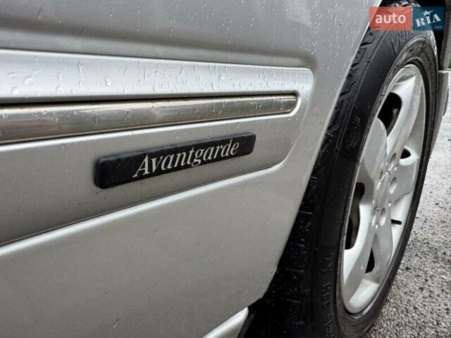 Серый Мерседес Е-Класс, объемом двигателя 2.4 л и пробегом 530 тыс. км за 3500 $, фото 16 на Automoto.ua