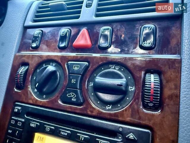 Сірий Мерседес Е-Клас, об'ємом двигуна 2.2 л та пробігом 340 тис. км за 3850 $, фото 51 на Automoto.ua