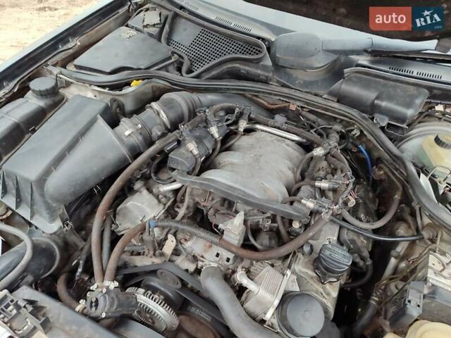 Сірий Мерседес Е-Клас, об'ємом двигуна 2.4 л та пробігом 339 тис. км за 2900 $, фото 11 на Automoto.ua