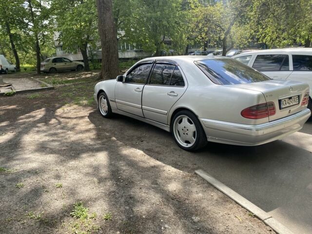 Сірий Мерседес Е-Клас, об'ємом двигуна 4.3 л та пробігом 380 тис. км за 4500 $, фото 1 на Automoto.ua