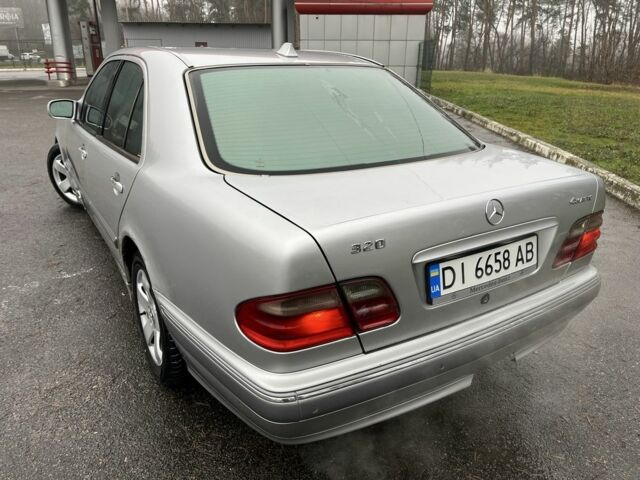 Серый Мерседес Е-Класс, объемом двигателя 3.2 л и пробегом 270 тыс. км за 3200 $, фото 2 на Automoto.ua