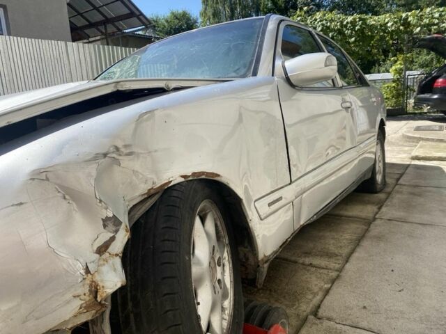 Мерседес Е-Класс 2000 в Самборе на Automoto.ua Серый Мерседес Е-Класс, объемом двигателя 2 л и пробегом 200 тыс. км за 300 $, фото 7 на Automoto.ua