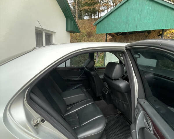 Серый Мерседес Е-Класс, объемом двигателя 2.15 л и пробегом 370 тыс. км за 3200 $, фото 20 на Automoto.ua