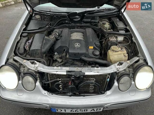 Серый Мерседес Е-Класс, объемом двигателя 3.2 л и пробегом 270 тыс. км за 3200 $, фото 13 на Automoto.ua