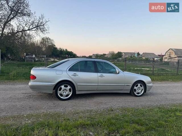 Серый Мерседес Е-Класс, объемом двигателя 2.4 л и пробегом 257 тыс. км за 4100 $, фото 17 на Automoto.ua