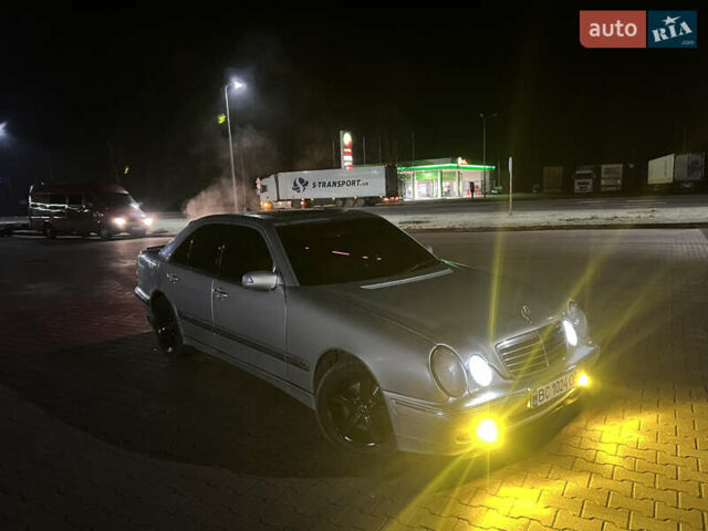 Сірий Мерседес Е-Клас, об'ємом двигуна 3.2 л та пробігом 490 тис. км за 4100 $, фото 30 на Automoto.ua