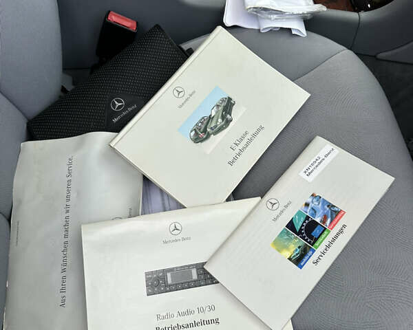 Сірий Мерседес Е-Клас, об'ємом двигуна 2 л та пробігом 88 тис. км за 9600 $, фото 56 на Automoto.ua