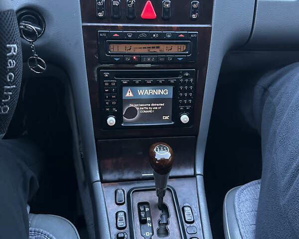 Серый Мерседес Е-Класс, объемом двигателя 2.7 л и пробегом 278 тыс. км за 3399 $, фото 12 на Automoto.ua