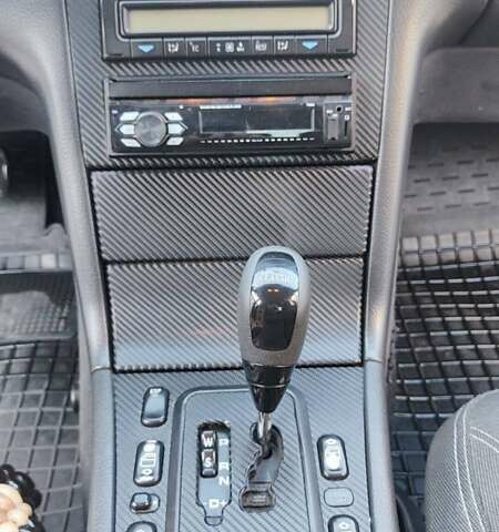 Сірий Мерседес Е-Клас, об'ємом двигуна 2 л та пробігом 389 тис. км за 4000 $, фото 18 на Automoto.ua