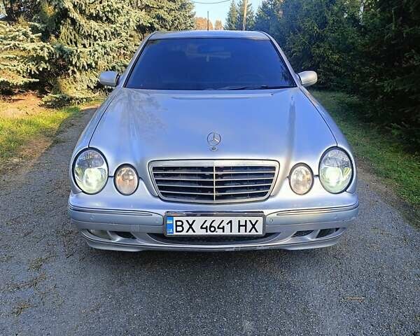 Сірий Мерседес Е-Клас, об'ємом двигуна 2.2 л та пробігом 364 тис. км за 3500 $, фото 24 на Automoto.ua