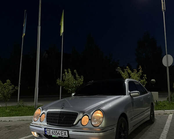 Сірий Мерседес Е-Клас, об'ємом двигуна 2.2 л та пробігом 430 тис. км за 5000 $, фото 1 на Automoto.ua