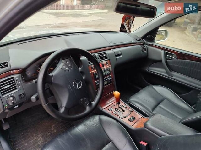 Сірий Мерседес Е-Клас, об'ємом двигуна 2.4 л та пробігом 339 тис. км за 2900 $, фото 7 на Automoto.ua