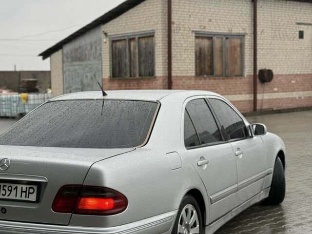 Сірий Мерседес Е-Клас, об'ємом двигуна 2.7 л та пробігом 510 тис. км за 4299 $, фото 9 на Automoto.ua